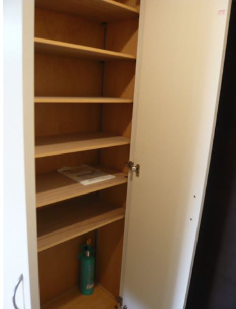 玄関　シューズボックス