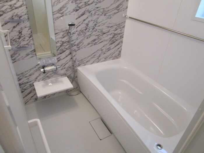 バス・シャワールーム　一坪風呂でゆったりバスタイム☆