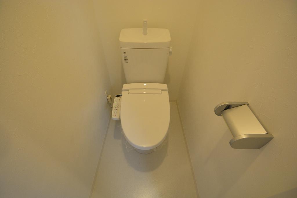 トイレ　シャワー付トイレ