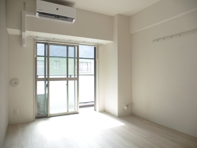 居室・リビング　居室