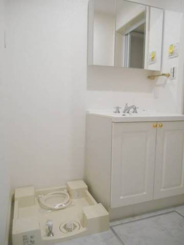 洗面設備　別のお部屋の参考写真です