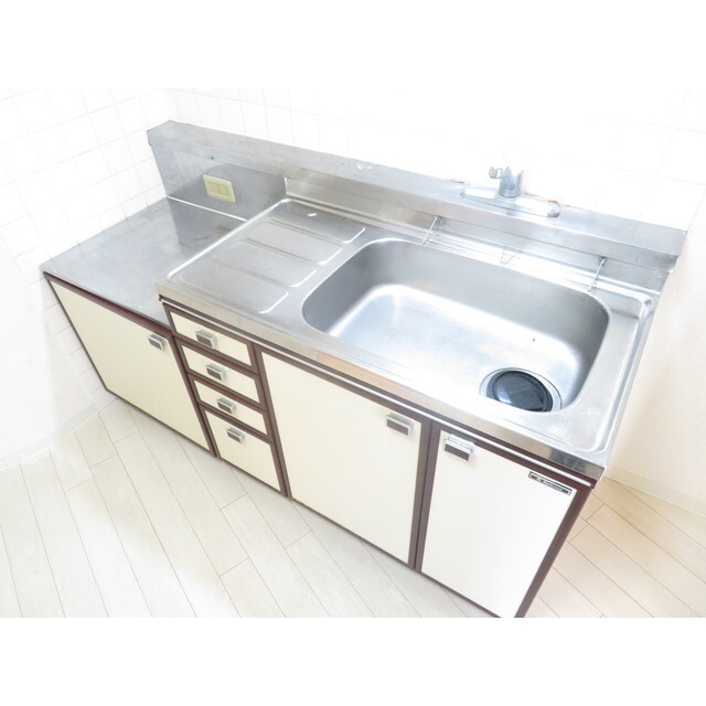 キッチン　清潔感のあるキッチン