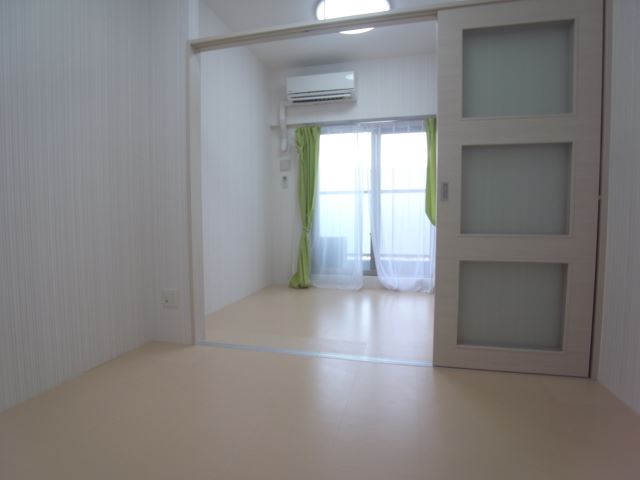 居室・リビング　リビング