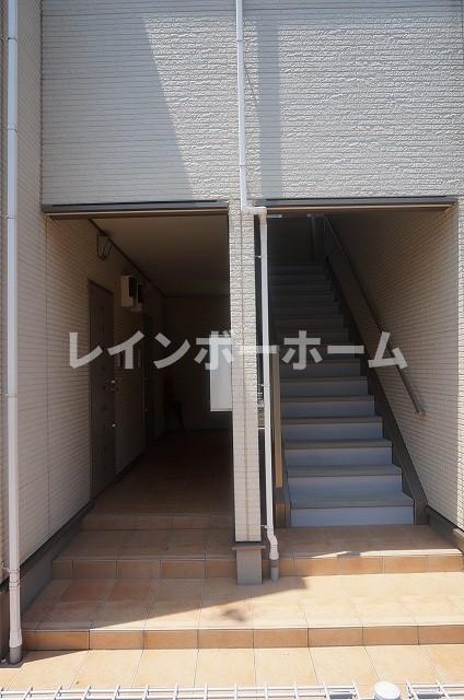 エントランス　毎日通るエントランスはこのようになっています