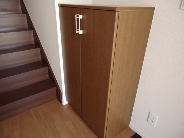 玄関　収納もある玄関です