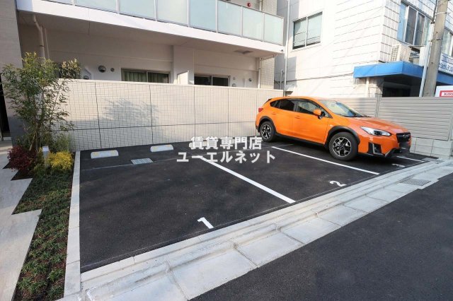 駐車場　敷地内駐車場あり◎