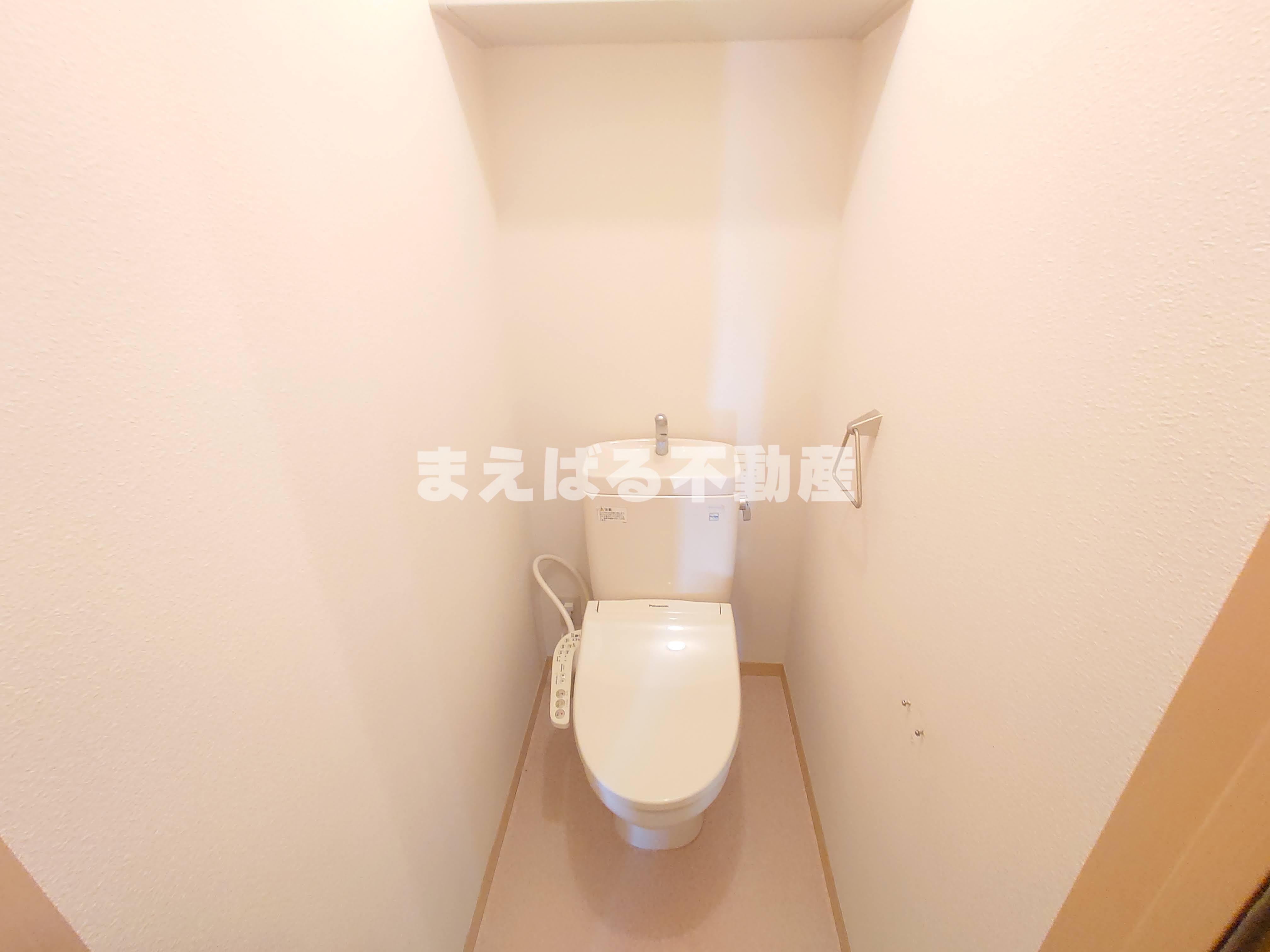 トイレ　温水洗浄便座