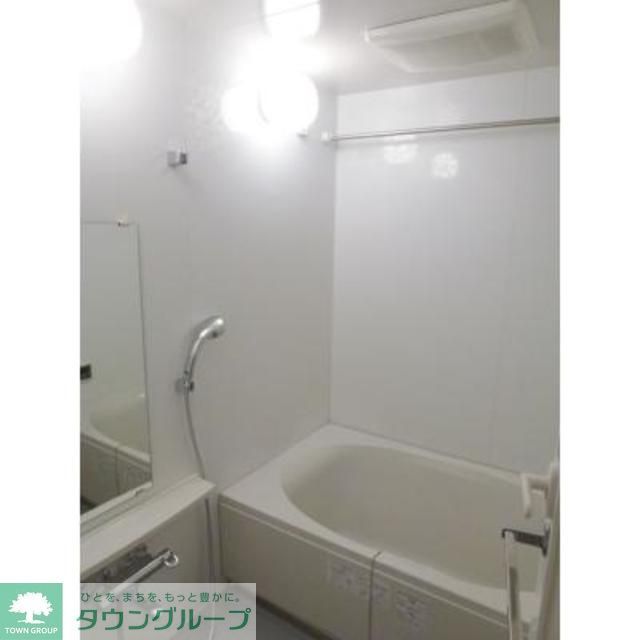 バス・シャワールーム　※写真は同タイプ住戸です。