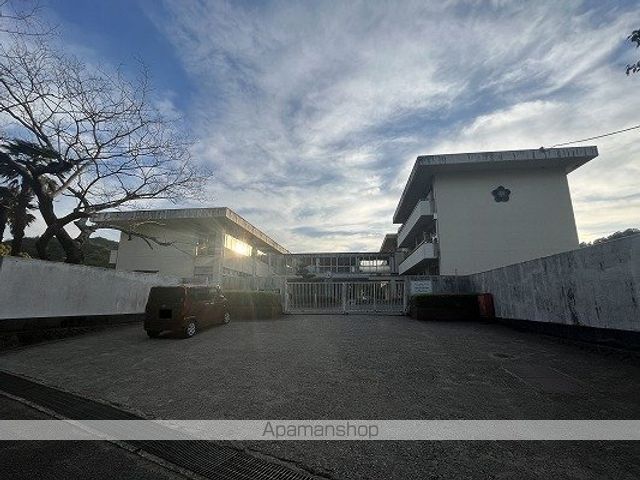 小学校　たつの市立小学校神部小学校（小学校）まで3479m