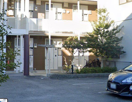 レオパレスKHMの外観写真