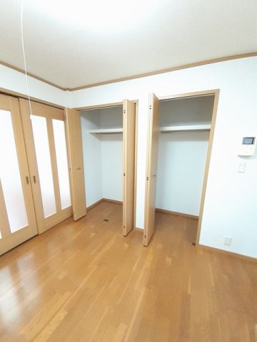 収納　たっぷりとした収納スペースです