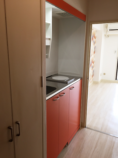 収納　キッチン横