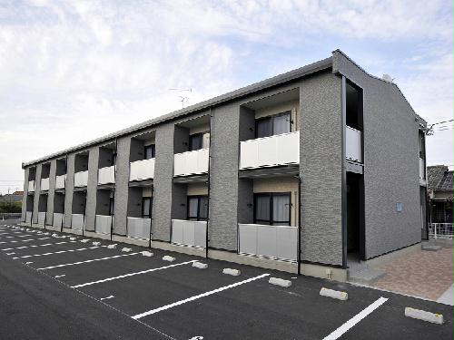 【レオパレスル　チューレの建物外観】