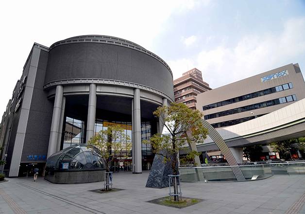 ショッピングセンター　OCAT(オーキャット)（ショッピングセンター）まで726m