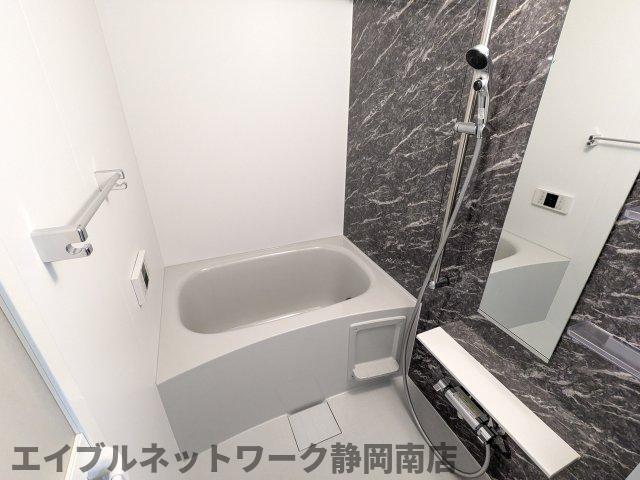 バス・シャワールーム　日々の暮らしに欠かせないお風呂です