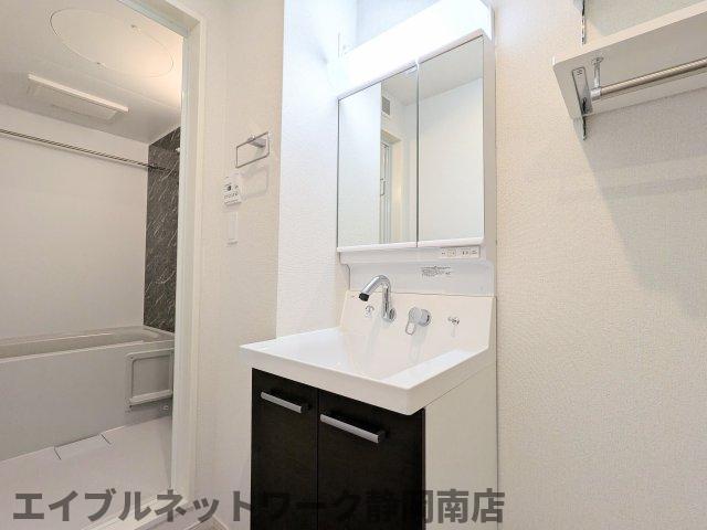 洗面設備　洗面所です