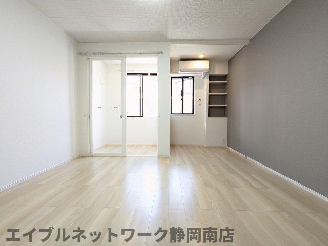 居室・リビング　使いやすいリビングです