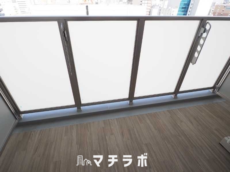 【名古屋市中区新栄のマンションのバルコニー】