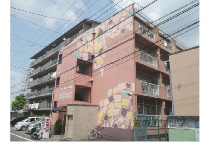 京都市右京区西京極葛野町のマンションの建物外観