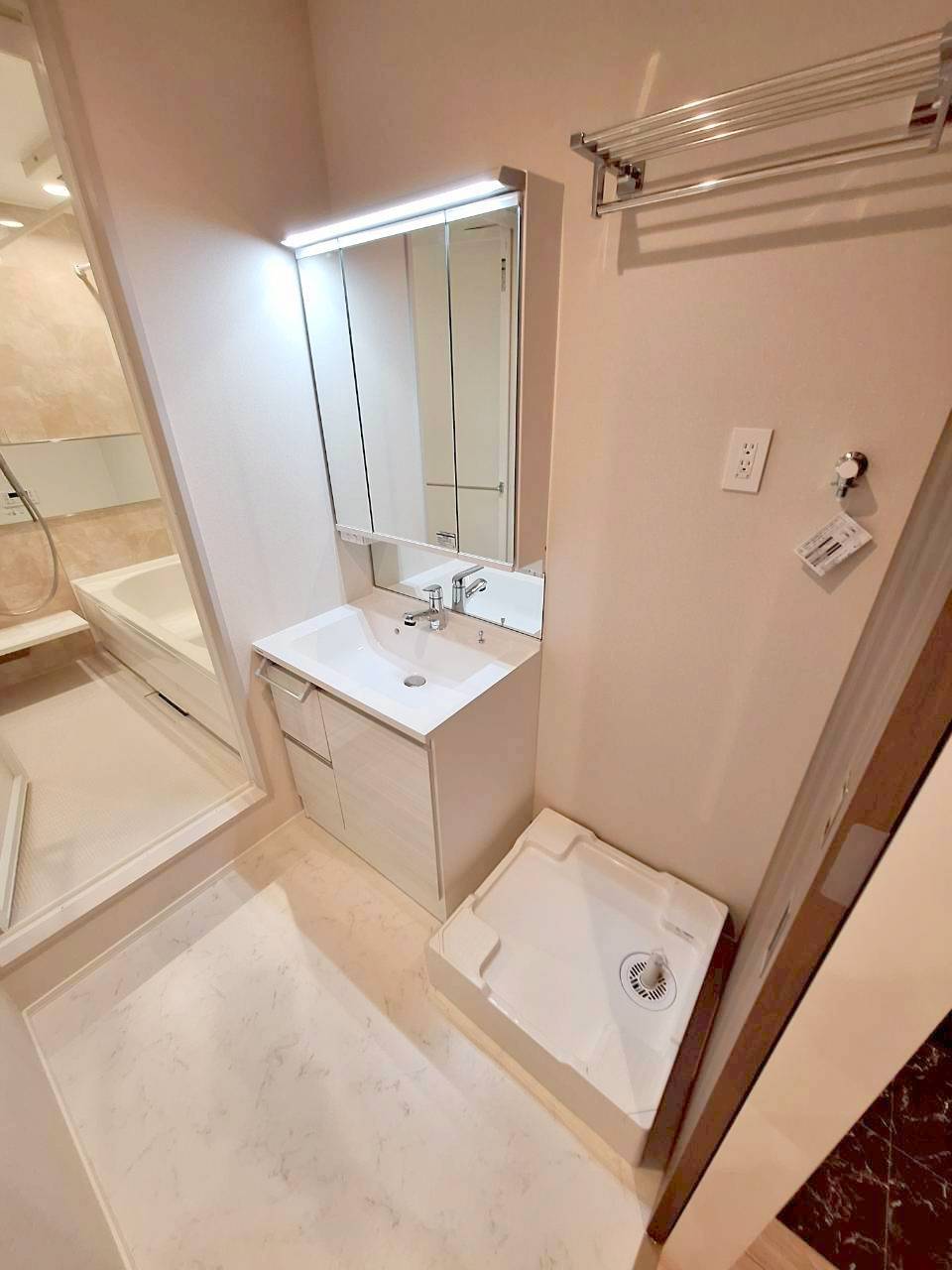 洗面設備　★独立洗面脱衣室★