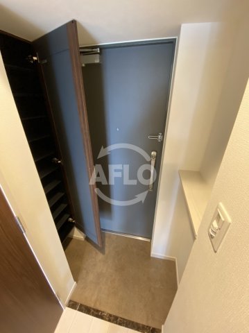 玄関　スプランディッド北巽　玄関