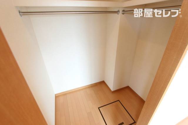収納　※２０５号室の写真です。