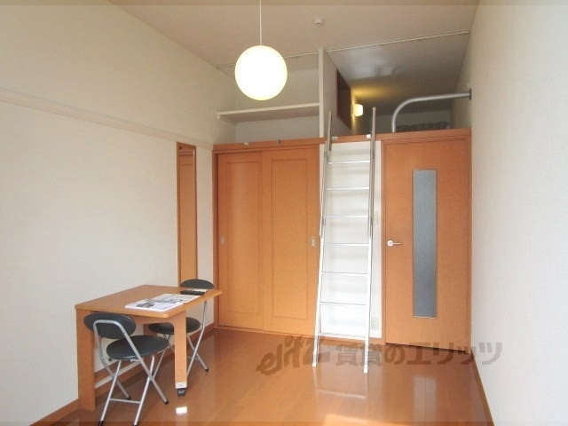 居室・リビング　洋室