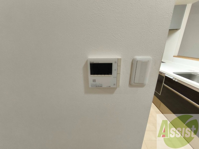 セキュリティ　ＴＶモニター付インターホンです。来客者の顔が見えるので安心！