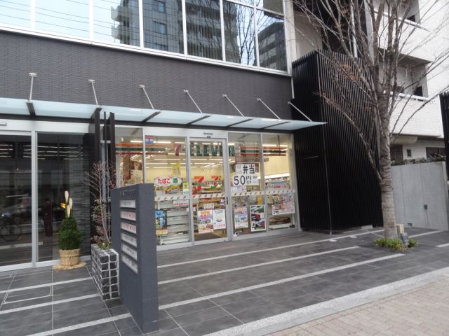 コンビニ　セブンイレブン（コンビニ）まで1m