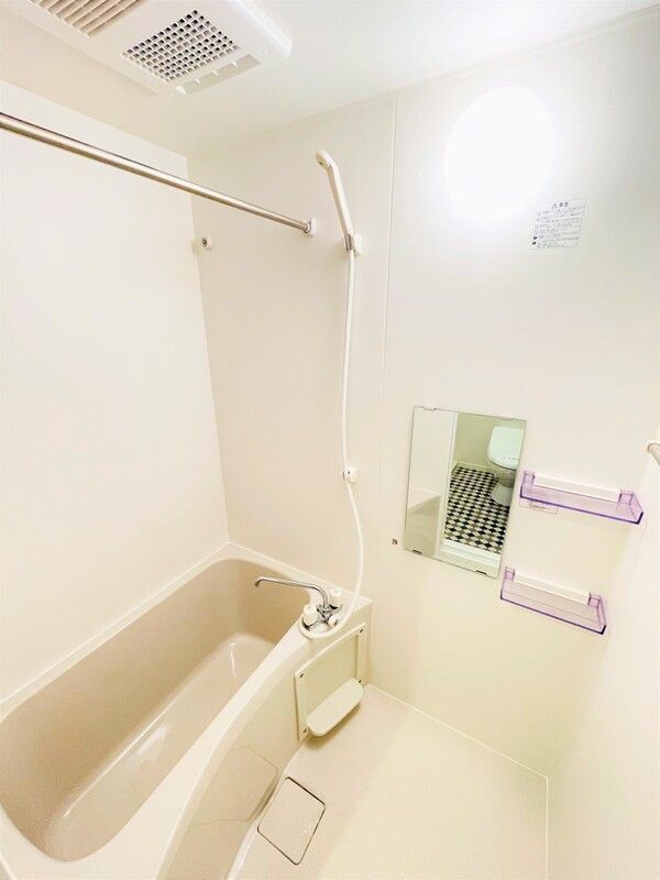 バス・シャワールーム　☆ゆったりくつろげるお風呂☆