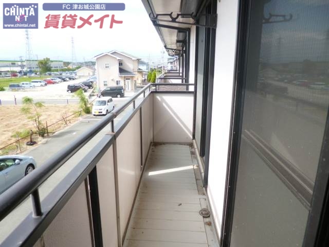 バルコニー　同タイプの画像です