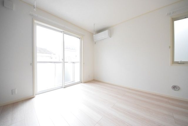 居室・リビング　★お問い合わせはタウンハウジング聖蹟桜ヶ丘店まで★