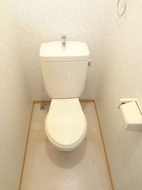 トイレ　清潔感のあるトイレです。