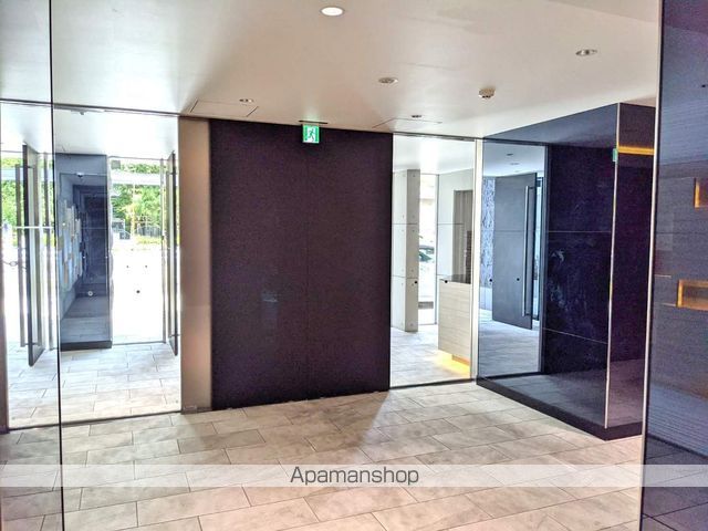 ロビー　ロビー