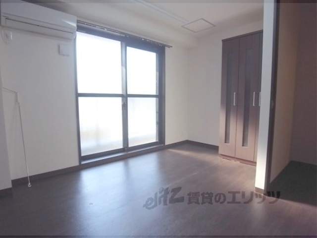 居室・リビング　洋室