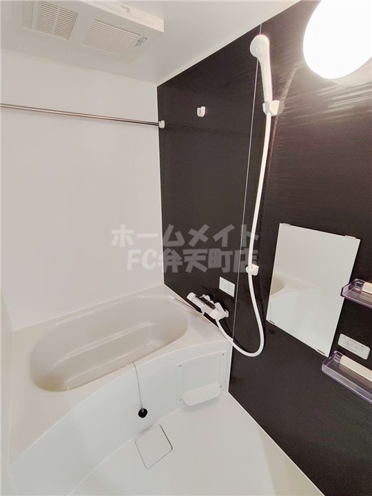 バス・シャワールーム　お風呂です