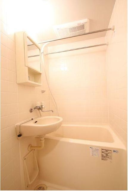 バス・シャワールーム　バス・トイレ別