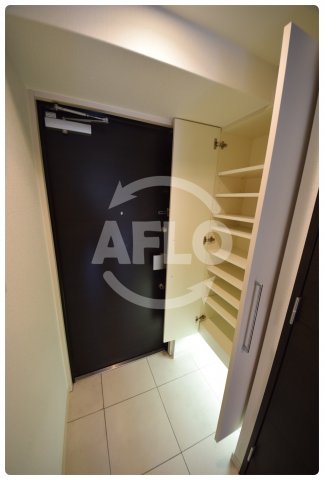 玄関　S-RESIDENCE緑橋Serio　玄関