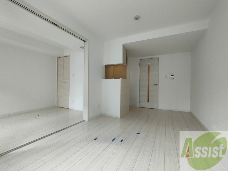 居室・リビング　広くてきれいなリビングです！快適に過ごせそうですね。