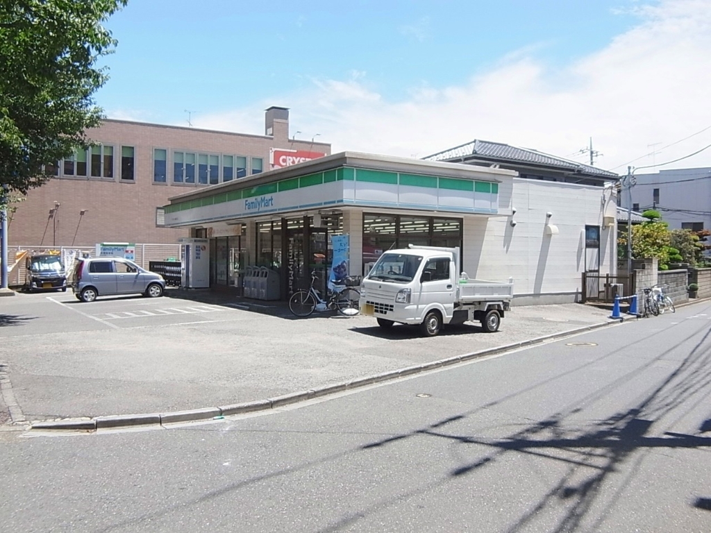 コンビニ　ファミリーマート 八柱桜通り店（コンビニ）まで389m