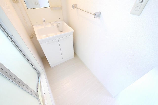 洗面設備　使いやすい洗面所です