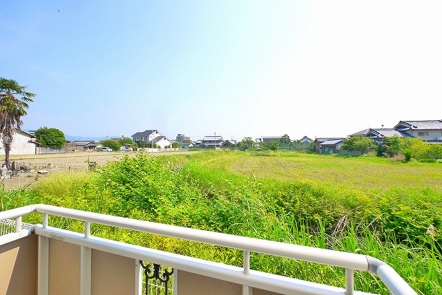 眺望　静かな住宅地です。