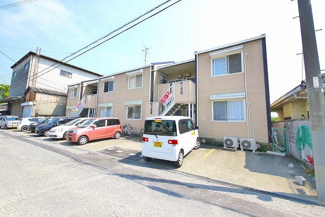 建物外観　キレイな外観です。