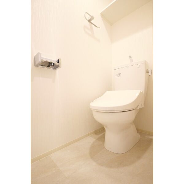 トイレ　ゆったりとした空間のトイレです