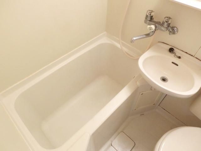 バス・シャワールーム　お部屋探しは株式会社　タウンハウジング　までお気軽にお問合…