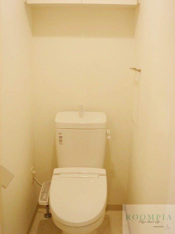 トイレ　※同タイプの別のお部屋です。