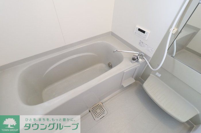 バス・シャワールーム　※別部屋写真反転