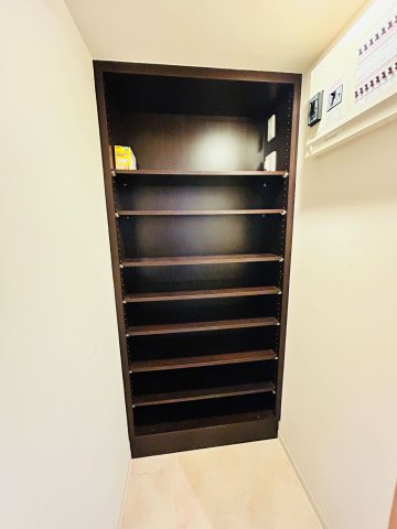 玄関　※玄関収納
