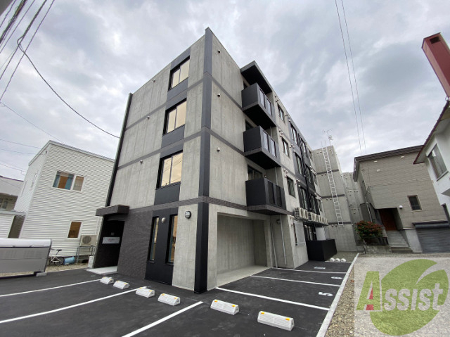 建物外観　札幌市豊平区平岸三条「ＢｒｉｌａｎｔＳｏｌｅｉｌ３」