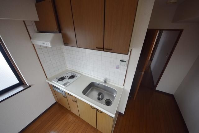 キッチン　※別部屋同タイプの写真。現況と異なる場合もあります。。